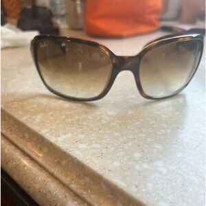 COPY - Ray ban sunglasses model RB4068